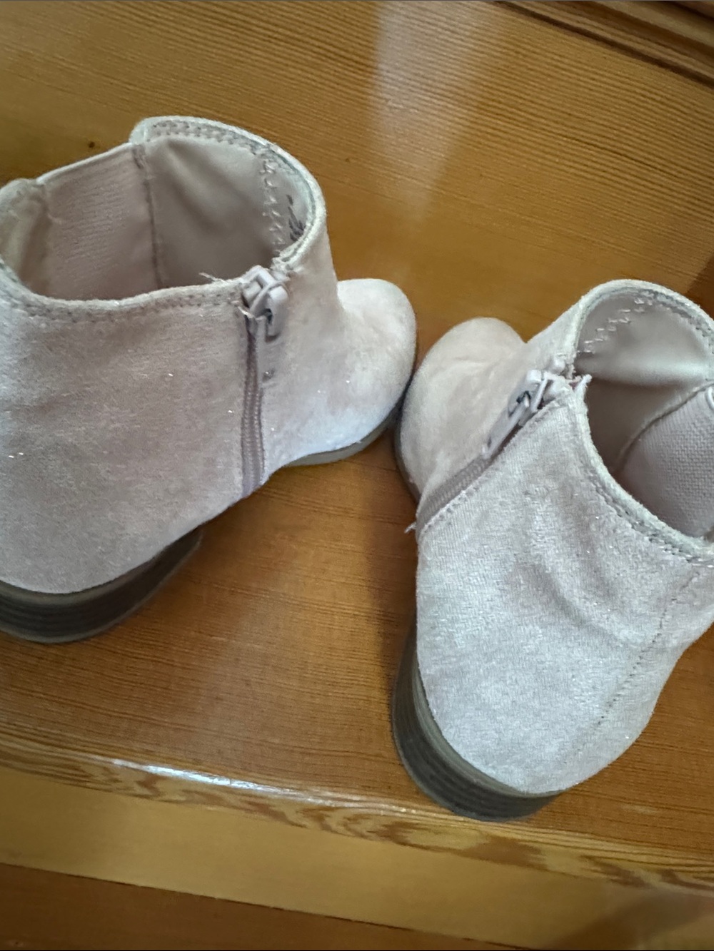 2 pair girls size 1 shoes - Picture 6 of 9